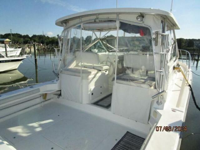 1996 Wellcraft 3300 coastal