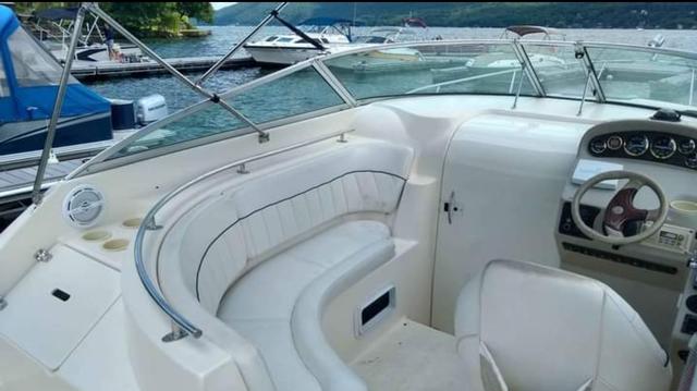 2000 Rinker 270 fiesta vee