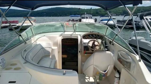 2000 Rinker 270 fiesta vee