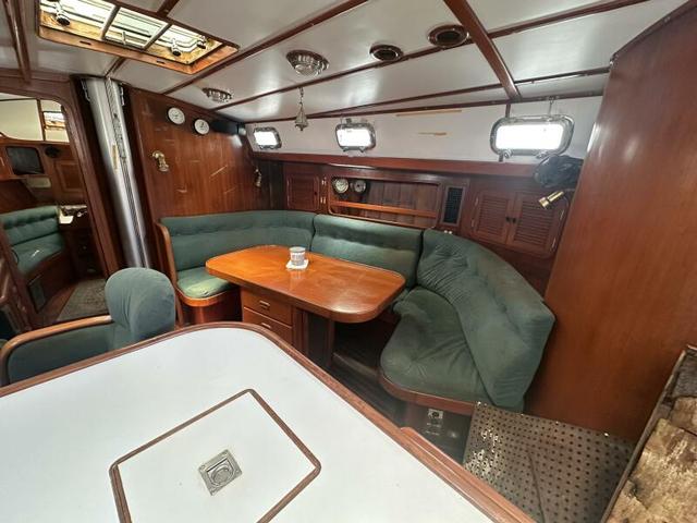 1992 Tayana 52 aft cockpit