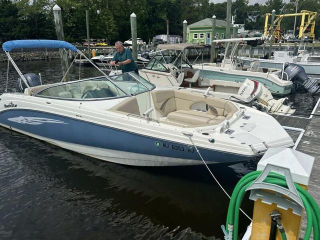 2014 Nauticstar 243 dc