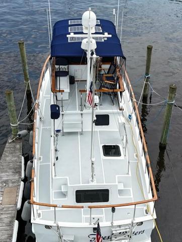 2001 Monk trawler aft cabin