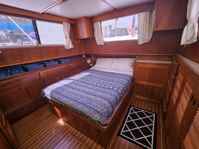 2001 Monk trawler aft cabin