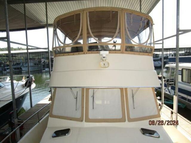 2004 Mainship 400 trawler