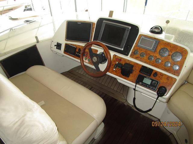 2002 Sealine t47