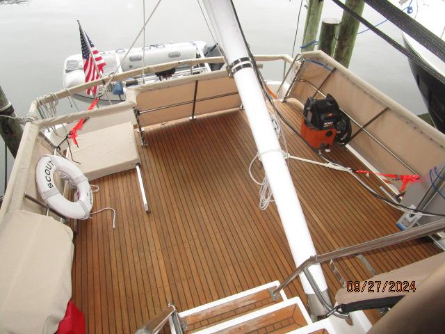 1991 Marine Trader double cabin